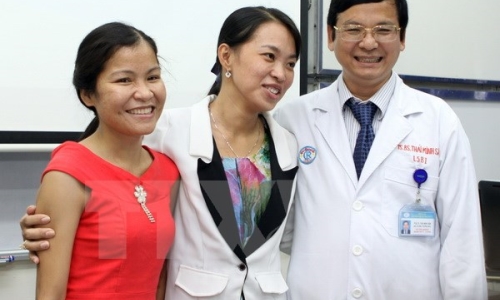 Lần đầu tiên thực hiện phẫu thuật ghép thận chéo tại Việt Nam